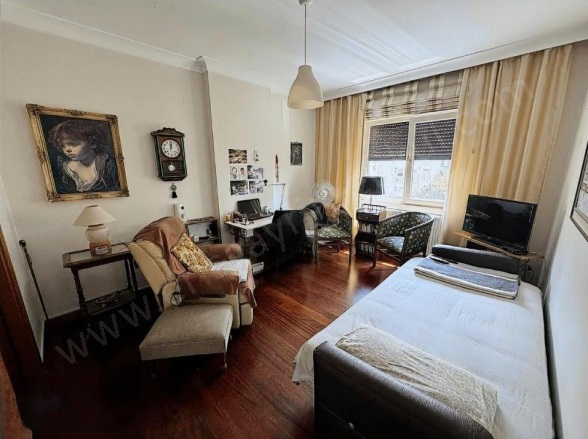 Erenköy Mah. Kadıköy Satılık Daire |  3+1 Oda | 135M2 19.950.000Tl  Krediye Uygun  | 5. Kat | Doğalgaz(Kombi) | 2 Banyo Resim-5