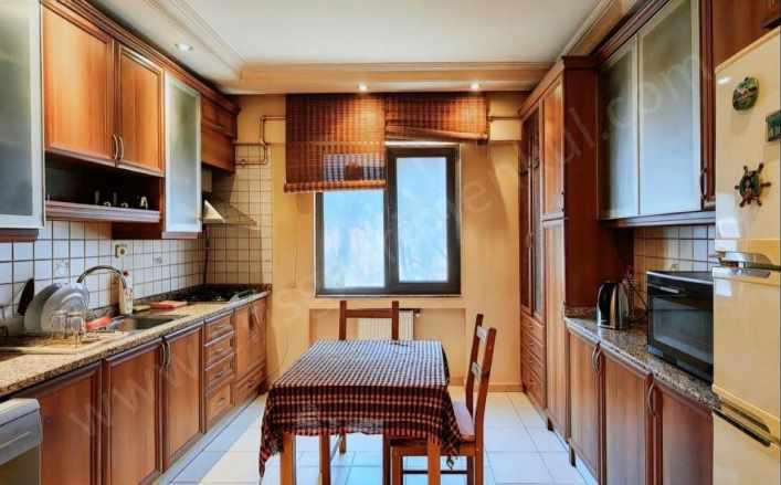 istanbul Kadıköy Kozyatağında Satılık Daire 3+1 95M² Net Merkezi Konum 19 Mayıs Mah