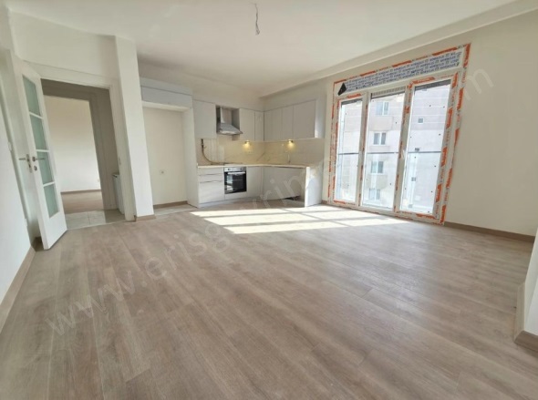 Kozyatağı Mah. Kadıköy Satılık Daire |  2+1 Oda | 78M2 12.650.000Tl  Krediye Uygun  | 6. Kat | Merkezi Isınma(Pay Ölçer) | 1 Banyo Resim-2