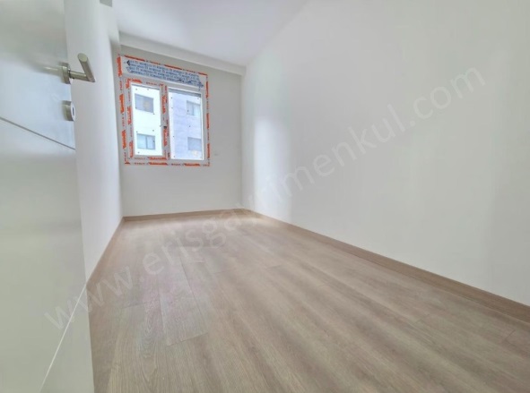 Kozyatağı Mah. Kadıköy Satılık Daire |  2+1 Oda | 78M2 12.650.000Tl  Krediye Uygun  | 6. Kat | Merkezi Isınma(Pay Ölçer) | 1 Banyo Resim-5