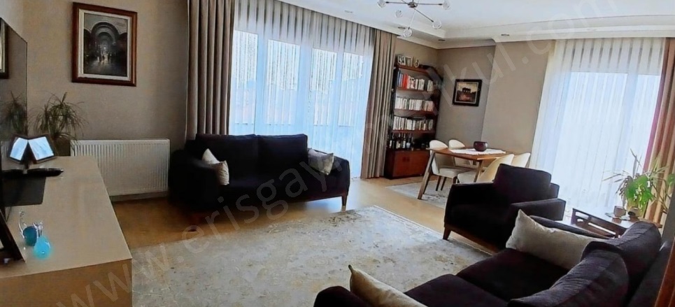 Kozyatağı Mah. Kadıköy Satılık Daire |  3+1 Oda | 130M2 18.500.000Tl  Krediye Uygun  | 10. Kat | Doğalgaz(Kombi) | 2 Banyo Resim-4