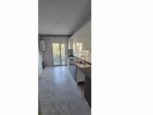 istanbul Kadıköy inönü Cad 3 Yıllık Boş 2+1 Kombili Brüt 90M2 Satılık Daire 19 Mayıs Mah