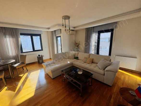 Kozyatağı Minibüs Caddesine Komşu Yeni Binada Kombili Balkonlu 130M² 3+1 Satılık Daire Kadıköy Mah