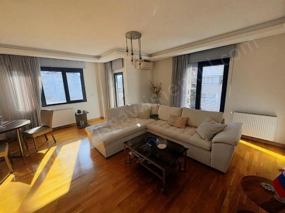 Kozyatağı Mah. Kadıköy Satılık Daire |  3+1 Oda | 130M2 19.500.000Tl  Krediye Uygun  | 5. Kat | Doğalgaz(Kombi) | 2 Banyo Resim-3