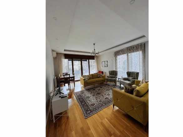 istanbul Kadıköy Kozyatağında 3+1 Ebeveyn Banyolu Satılık Daire Kozyatağı Mah