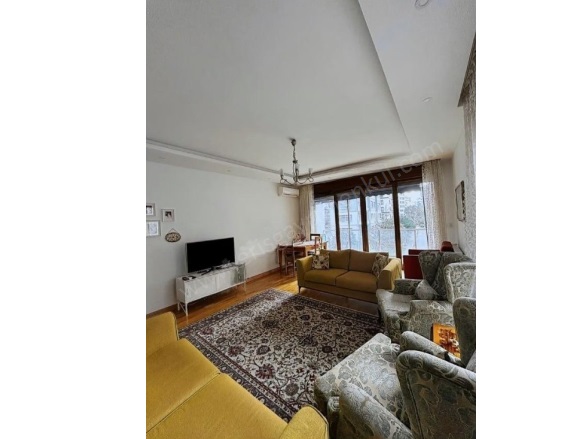 Kozyatağı Mah. Kadıköy Satılık Daire |  3+1 Oda | 130M2 18.700.000Tl  Krediye Uygun  | 2. Kat | Merkezi Isınma(Pay Ölçer) | 2 Banyo Resim-3