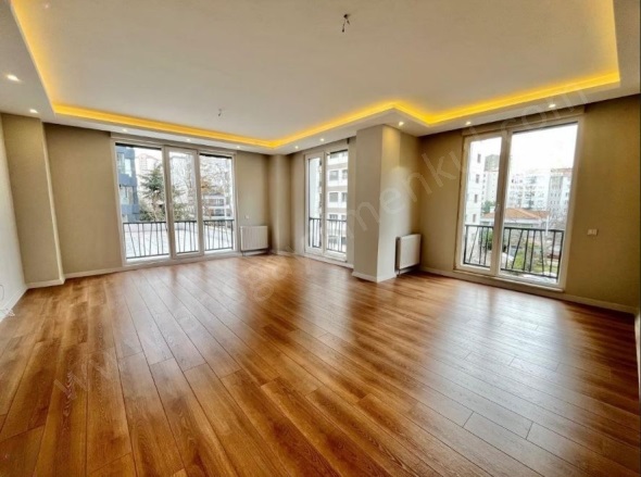 19 Mayıs Mah. Kadıköy Satılık Daire |  4+1 Oda | 150M2 29.500.000Tl  Krediye Uygun  | 2. Kat | Merkezi Isınma(Pay Ölçer) | 2 Banyo | 4 Yatak Odası Resim-1