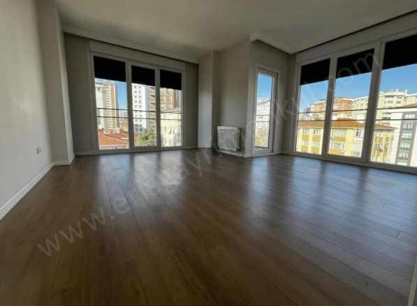 istanbul Kadıköy Şenesenevler De Geniş Kullanımlı Metro Ya Yakın 3+1 Satılık Daire Bostancı Mah