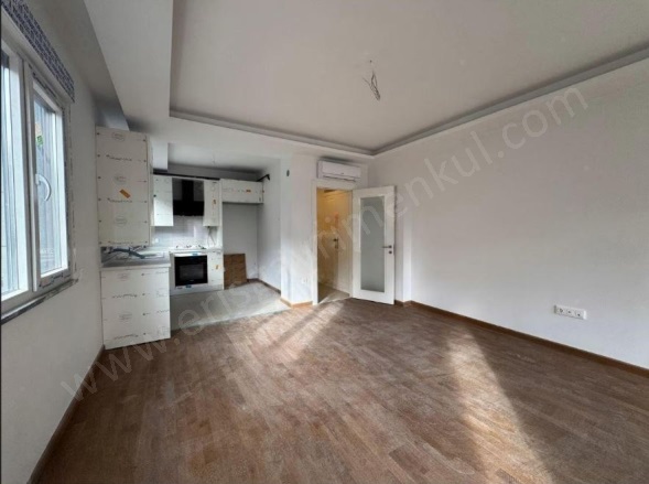 Erenköy Mah. Kadıköy Kiralık Daire |  3+1 Oda | 105M2 Aylık 90.000Tl | 7. Kat | Doğalgaz(Kombi) | 2 Banyo | 3 Yatak Odası Resim-5