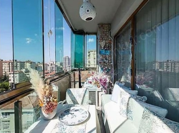 19 Mayıs Mah. Kadıköy Satılık Daire |  3+1 Oda | 145M2 19.250.000Tl  Krediye Uygun  | 9. Kat | Doğalgaz(Kombi) | 2 Banyo Resim-2