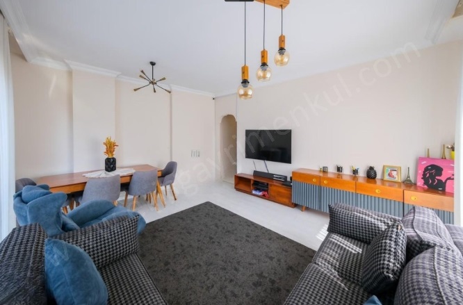 19 Mayıs Mah. Kadıköy Satılık Daire |  4+1 Oda | 160M2 23.000.000Tl  Krediye Uygun  | 8. Kat | Doğalgaz(Kombi) | 2 Banyo Resim-3