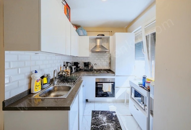 19 Mayıs Mah. Kadıköy Satılık Daire |  4+1 Oda | 160M2 23.000.000Tl  Krediye Uygun  | 8. Kat | Doğalgaz(Kombi) | 2 Banyo Resim-4