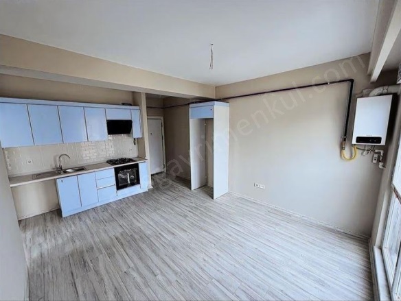 Kozyatağı Mah. Kadıköy Satılık Daire |  2+1 Oda | 75M2 10.200.000Tl  Krediye Uygun  | Yüksek Giriş | Doğalgaz(Kombi) Resim-2