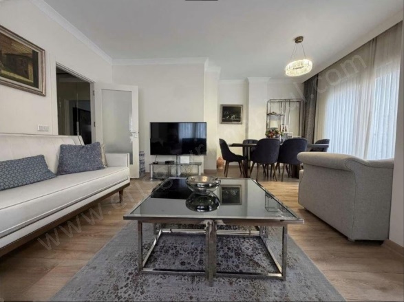 Kozyatağı Mah. Kadıköy Satılık Daire |  3+1 Oda | 110M2 17.500.000Tl  Krediye Uygun  | 1. Kat | Doğalgaz(Kombi) | 2 Banyo | 3 Yatak Odası Resim-1