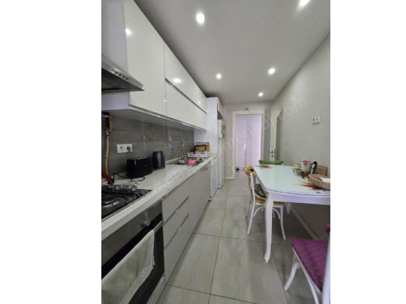 Suadiye Mah. Kadıköy Satılık Daire |  3+1 Oda | 117M2 16.100.000Tl  Krediye Uygun  | 4. Kat | Merkezi Isınma(Pay Ölçer) | 2 Banyo Resim-5