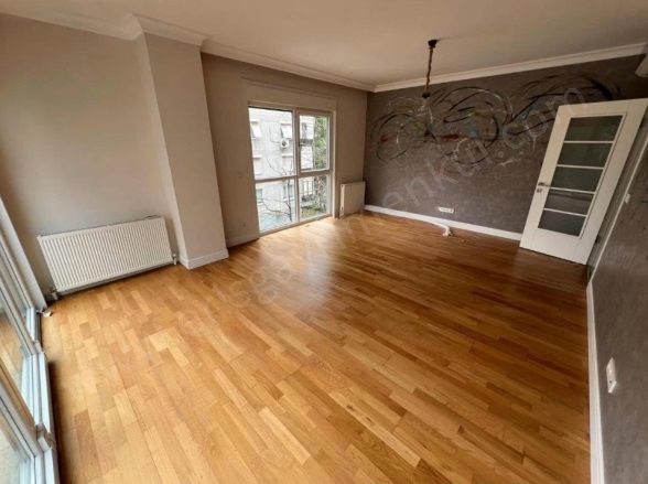 Göztepe Mah. Kadıköy Satılık Daire |  2+1 Oda | 95M2 17.600.000Tl  Krediye Uygun  | 3. Kat | Doğalgaz(Kombi) | 1 Banyo Resim-2