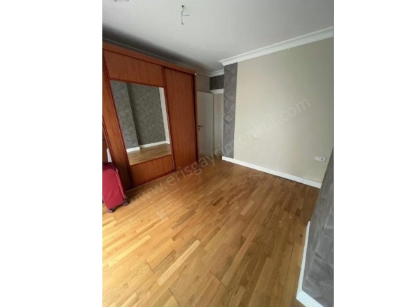 Göztepe Mah. Kadıköy Satılık Daire |  2+1 Oda | 95M2 17.600.000Tl  Krediye Uygun  | 3. Kat | Doğalgaz(Kombi) | 1 Banyo Resim-4