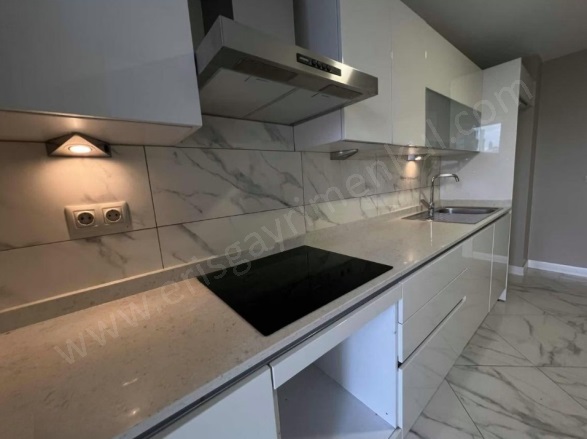 Suadiye Mah. Kadıköy Satılık Daire |  3+1 Oda | 137M2 23.900.000Tl  Krediye Uygun  | 8. Kat | Yerden Isıtma | 2 Banyo Resim-5