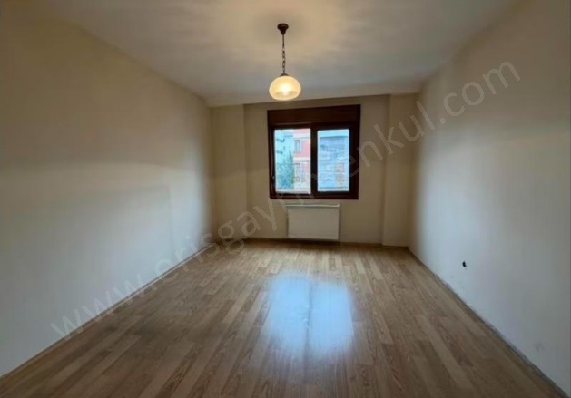 Erenköy Mah. Kadıköy Satılık Daire |  3+1 Oda | 135M2 19.100.000Tl  Krediye Uygun  | 6. Kat | Doğalgaz(Kombi) | 2 Banyo Resim-5