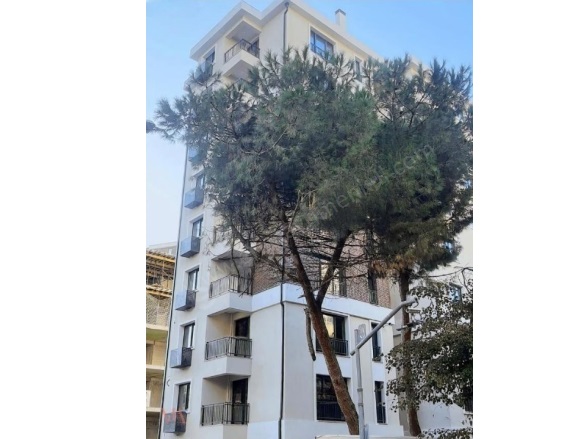 Kozyatağı Mah. Kadıköy Satılık Daire |  2+1 Oda | 75M2 12.650.000Tl  Krediye Uygun  | 8. Kat | Yerden Isıtma | 1 Banyo Resim-1