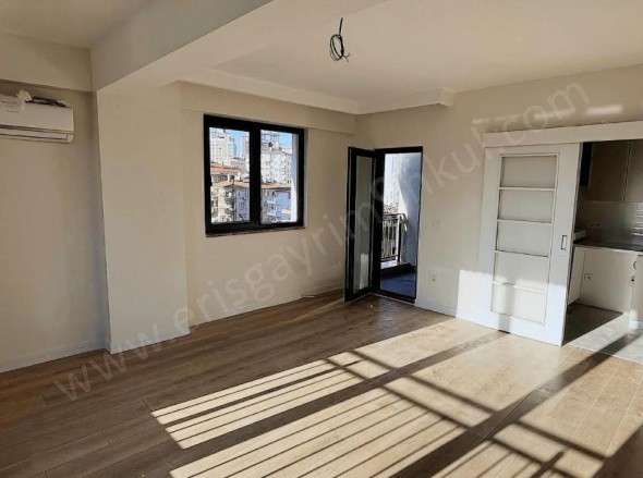 Kozyatağı Mah. Kadıköy Satılık Daire |  2+1 Oda | 75M2 12.650.000Tl  Krediye Uygun  | 8. Kat | Yerden Isıtma | 1 Banyo Resim-5