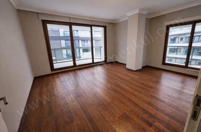 Kozyatağı Mah. Kadıköy Satılık Daire |  3+1 Oda | 125M2 15.750.000Tl  Krediye Uygun  | 7. Kat | Doğalgaz(Kombi) | 1 Banyo Resim-1