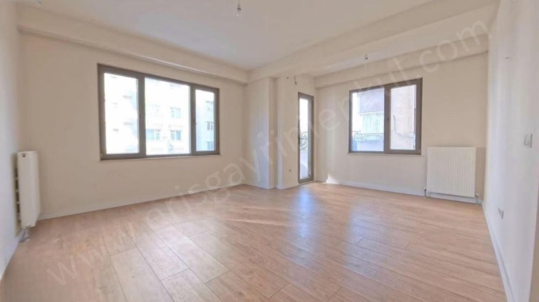 Bostancı Mah. Kadıköy Satılık Daire |  3+1 Oda | 110M2 20.750.000Tl  Krediye Uygun  | 2. Kat | Doğalgaz(Kombi) | 2 Banyo | 3 Yatak Odası Resim-1