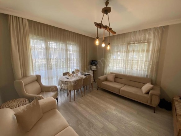 Kozyatağı Mah. Kadıköy Satılık Daire |  2+1 Oda | 80M2 11.000.000Tl  Krediye Uygun  | Giriş Katı | Doğalgaz(Kombi) | 1 Banyo Resim-2