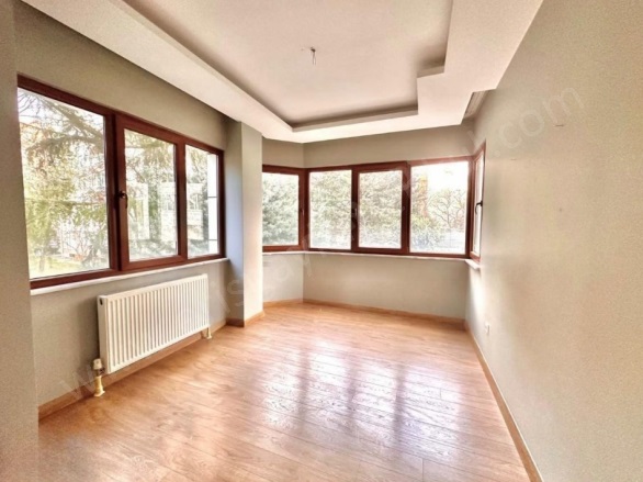 Kozyatağı Mah. Kadıköy Satılık Daire |  3+1 Oda | 120M2 16.650.000Tl  Krediye Uygun  | 1. Kat | Doğalgaz(Kombi) | 2 Banyo Resim-5
