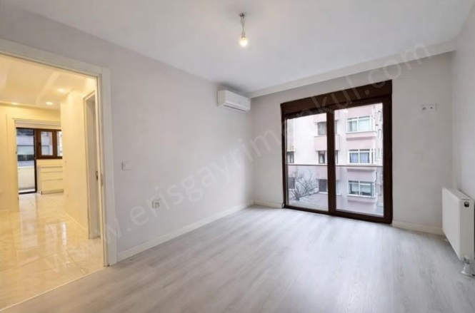 Kozyatağı Mah. Kadıköy Satılık Daire |  3+1 Oda | 120M2 15.900.000Tl  Krediye Uygun  | 3. Kat | Merkezi Isınma(Pay Ölçer) | 2 Banyo Resim-4