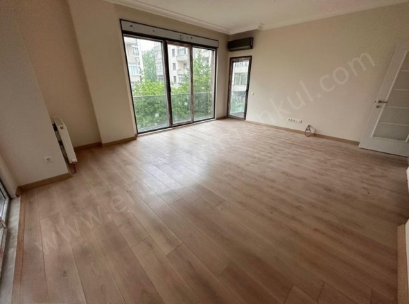 Kozyatağı Mah. Kadıköy Satılık Daire |  3+1 Oda | 125M2 18.950.000Tl  Krediye Uygun  | 2. Kat | Doğalgaz(Kombi) | 1 Banyo Resim-4