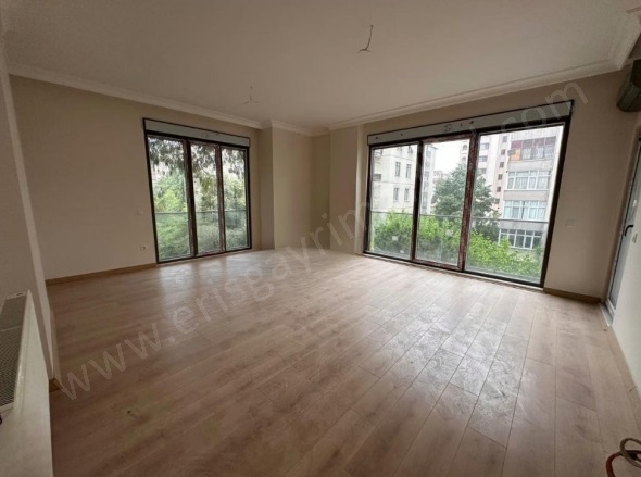 Kozyatağı Mah. Kadıköy Satılık Daire |  3+1 Oda | 125M2 18.950.000Tl  Krediye Uygun  | 2. Kat | Doğalgaz(Kombi) | 1 Banyo Resim-5