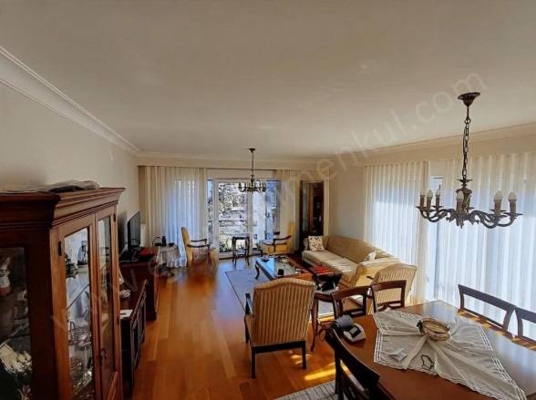 Göztepe Mah. Kadıköy Satılık Daire |  3+1 Oda | 120M2 20.850.000Tl | 5. Kat | Merkezi Isınma(Pay Ölçer) | 2 Banyo Resim-2