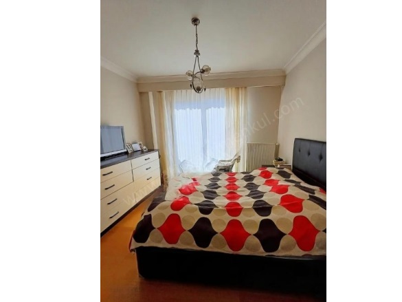 Göztepe Mah. Kadıköy Satılık Daire |  3+1 Oda | 120M2 20.850.000Tl | 5. Kat | Merkezi Isınma(Pay Ölçer) | 2 Banyo Resim-5