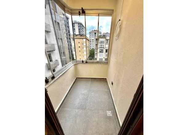 Erenköy Mah. Kadıköy Satılık Daire |  3+1 Oda | 145M2 23.500.000Tl  Krediye Uygun  | 4. Kat | Doğalgaz(Kombi) | 1 Banyo Resim-4