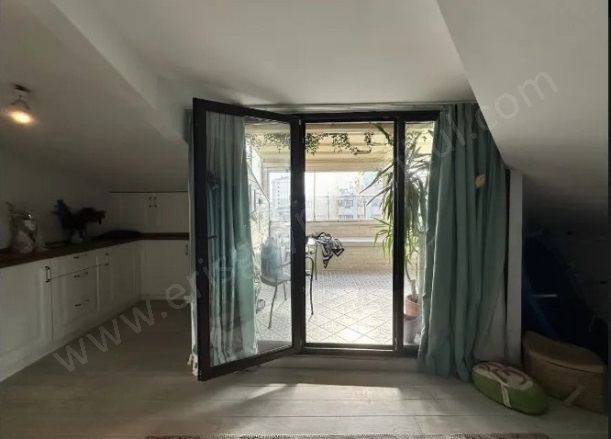 Bostancı Mah. Kadıköy Satılık Daire |  3+1 Oda | 160M2 17.900.000Tl  Krediye Uygun  | 6. Kat | Doğalgaz(Kombi) | 2 Banyo Resim-3