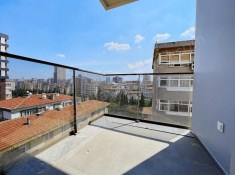 İSTANBUL KADIKÖY  ERENKÖY MİNİBÜSE YAKIN 3+1 BALKONLU EBEVEYN BANYOLU SIFIR