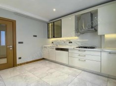 İSTANBUL KADIKÖY SUADİYE BAĞDATA 2 DK İSKANLI 150m2 LÜKS 3+1