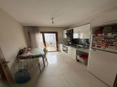 İSTANBUL KADIKÖY GÖZTEPE ÇEMENZARDA 2+1 BALKONLU FERAH DAİRE