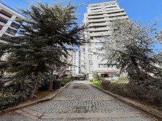 İSTANBUL KADIKÖY Suadiyede Deniz Manzaralı Önü Kapanmaz 120 m² 3 Oda 1 Salon