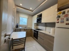 BAYAR   İNÖNÜ CAD. ARASINDA PARK MANZARALI, İSKANLI 90m2 2+1