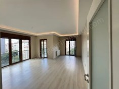 SUADİYE BALKONLU EBEVEYN BANYO İSKANLI 95M² NET 3+1 SATILIK YENİ DAİRE