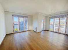 ERENKÖYDE MARMARAYA 5DK MESAFEDE BALKONLU SIFIR 2+1 DAİRE