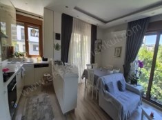 TREN MİNİBÜS ARASI GENÇ BİNADA İSKANLI  85M2 2+1 SATILIK DAİTRE