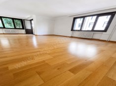 KADIKÖY ÜSKÜDAR ACIBADEM SİTE ÖZELLİKLİ MASRAFSIZ GENİŞ BAKIMLI BOŞ DAİRE