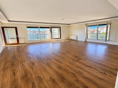 KOZYATAĞI KOCAYOL CADDESI EBEVEYN BANYOLU İSKANLI  2+1 GENİŞ SATILIK DAIRE