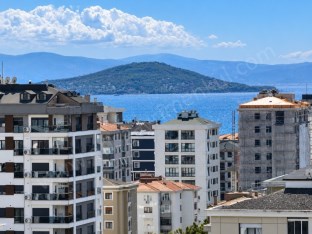 KOZYATAĞI ALTERNATİFSİZ  DENİZ VE ADALAR MANZARALI 4+1 DUBLEKS DAİRE