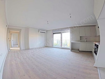 Sıfır Binada Kapanmaz Park Manzaralı 6 Katta Kombili 2+1 Satılık Daire Kadıköy Göztepe Mah