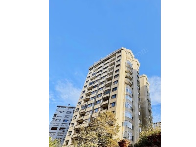 İstanbul Kadıköy Ateşpare Sitesinde Balkonlu Otoparklı 142M2 3+1 Satılık Daire 19 Mayıs Mah