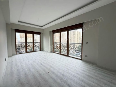 İnönü Cad De Sıfır Binada Boş Yerden Isıtmalı 3+1 Kadıköy İstanbul Satılık Daire 19 Mayıs Mah